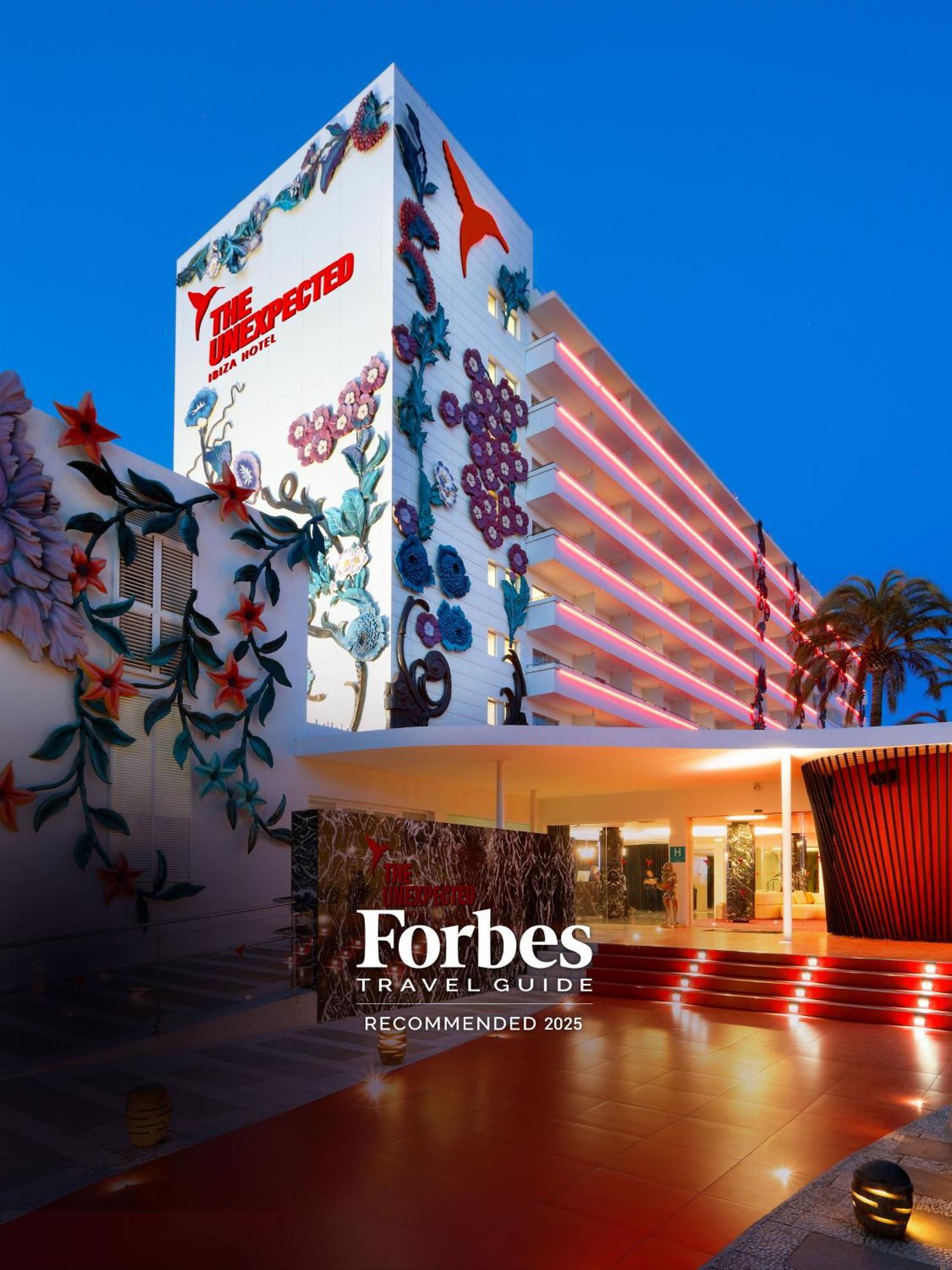 ウシュアイア イビサ ビーチ ホテル - アダルツ オンリー プラヤ・デン・ボッサ エクステリア 写真 Forbes Travel Guide